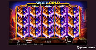 Wolf Gold base game reels with wolf wild and animal symbols